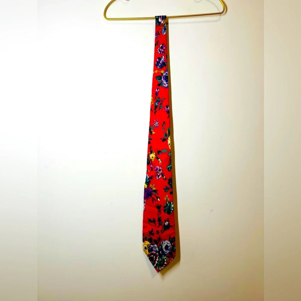 Liz Claiborne Floral Tie  Red Multicolor